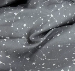 Dobbelt sengetøj 200x220 cm - 100% Bomuld - Zodiac grey - Vendbart med stjerner