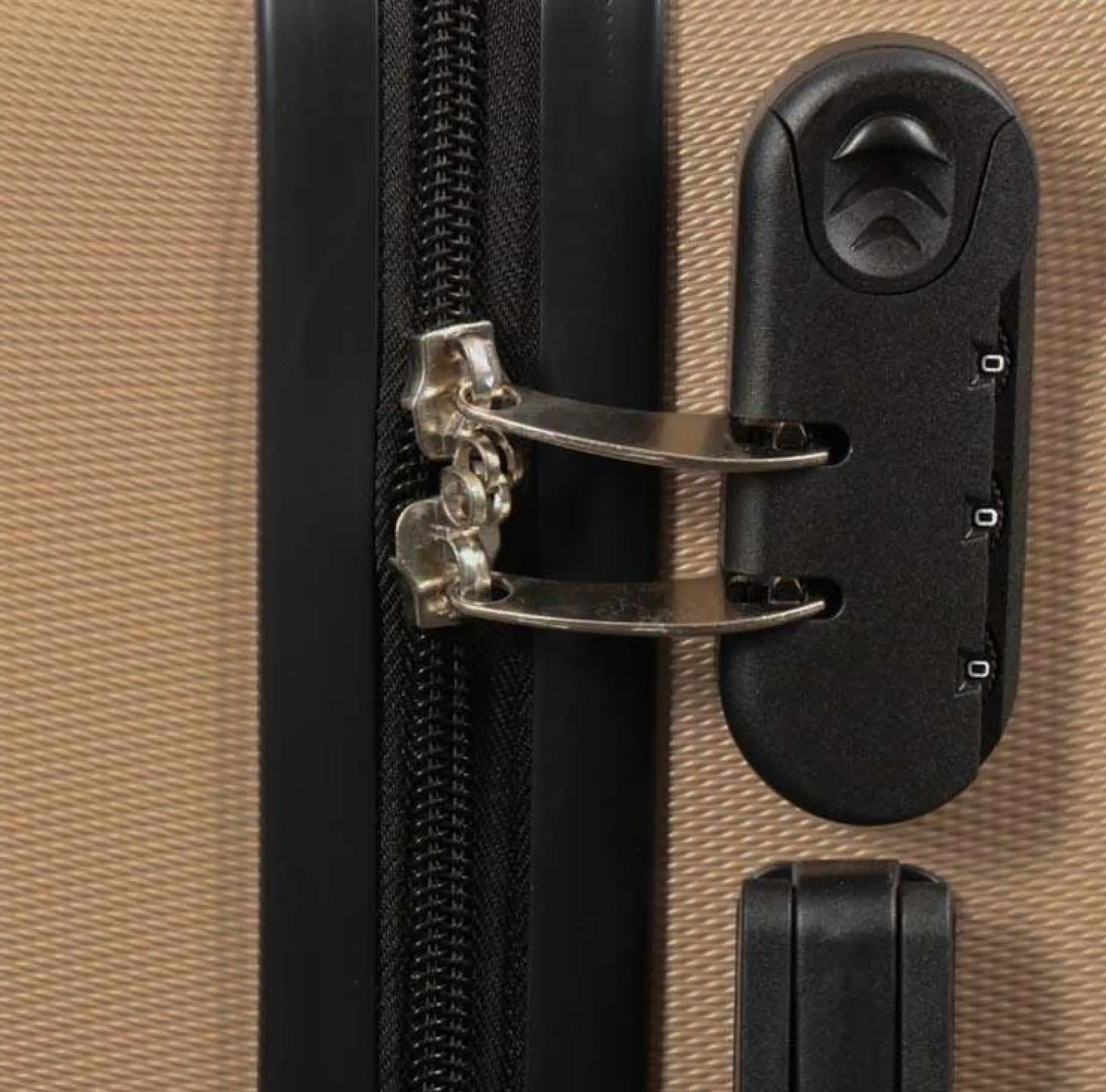 Kuffert - Hardcase kuffert - Str. Medium - Guld musling - Eksklusiv rejsekuffert