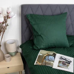 Pudebetræk 50x150 cm - 100% bomuldssatin - Multipude - Klassisk grønne striber